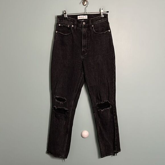 Abercrombie Ultra High Rise Ankle Straight Curve Love - Picture 2 of 9